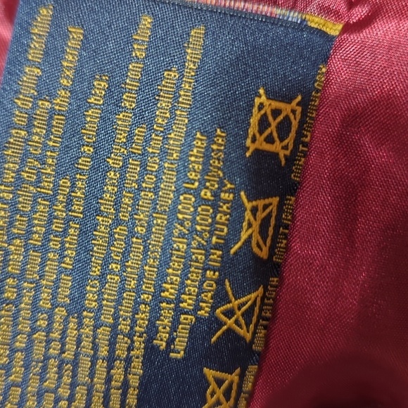 Iparelde Quilted Asymmetrical Maroon Quilted Moto Leather Jacket XS/S (label XL) - Picture 13 of 13